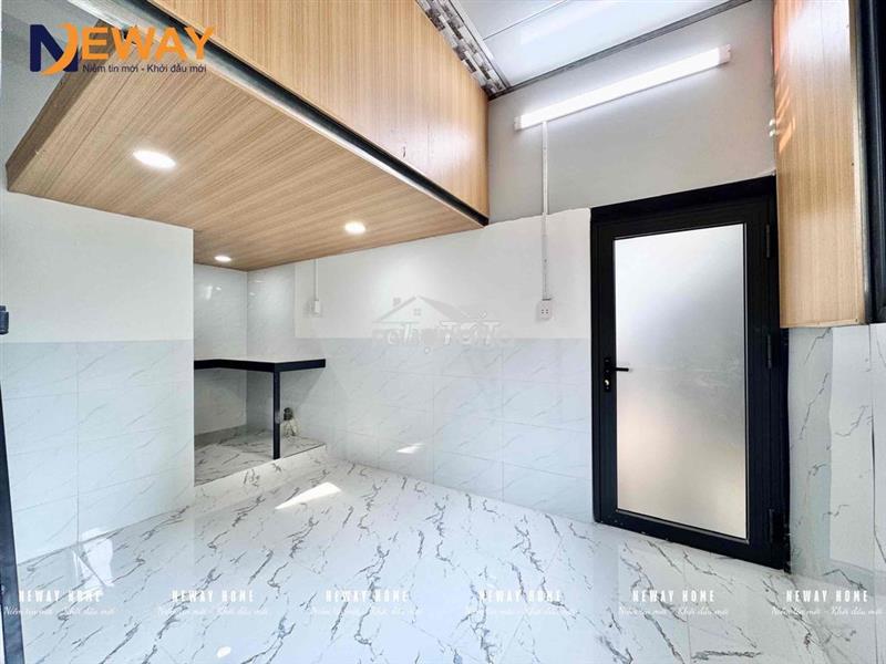 Lê văn quới - căn trệt toà nhà diện tích rộng giá rẻ, máy lạnh gác cao