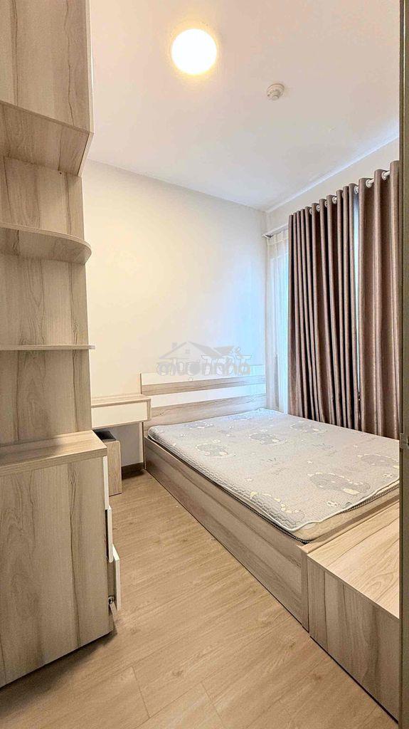 View hồ bơi; 01.7 căn này trống. giá 8,5 triệu full nội thất. - 2