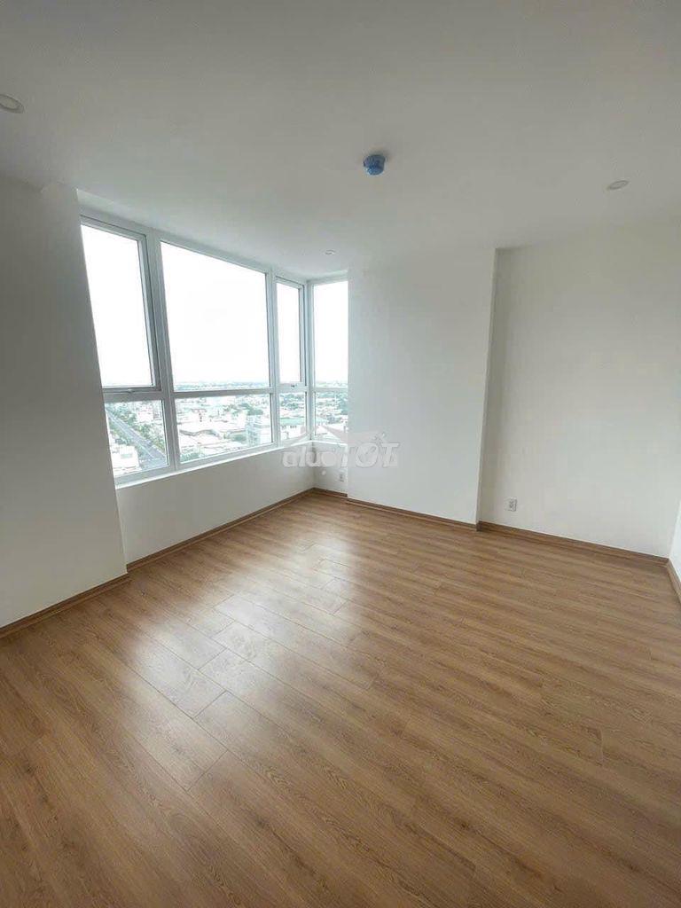 Cần tiền bán gấp căn 2pn 2wc giá 3 tỷ. căn 68m2 tầng đẹp view thoáng - 4