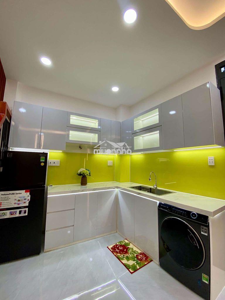 Sát mt hưng phú quận 8 -ngang 8m - 3pn (có pn trệt) - full nt cao cấp - 3