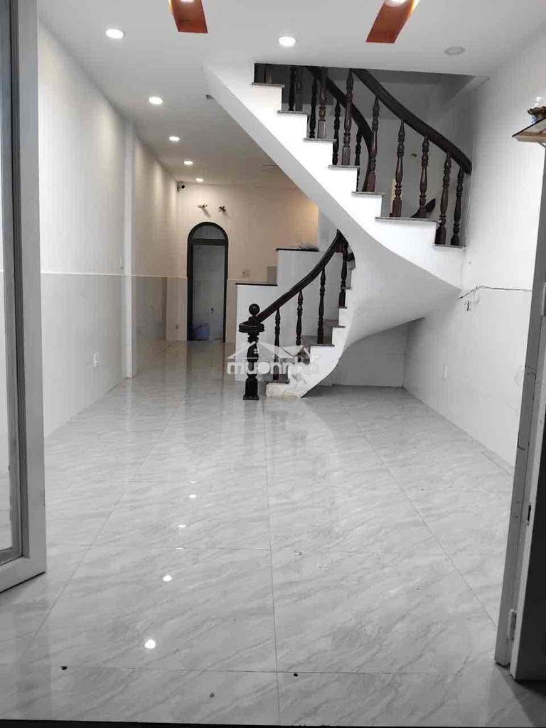 💎 💎 💎 Nhà gần cv làng hoa 2pn 2wc nguyễn văn khối giá 9 triệu