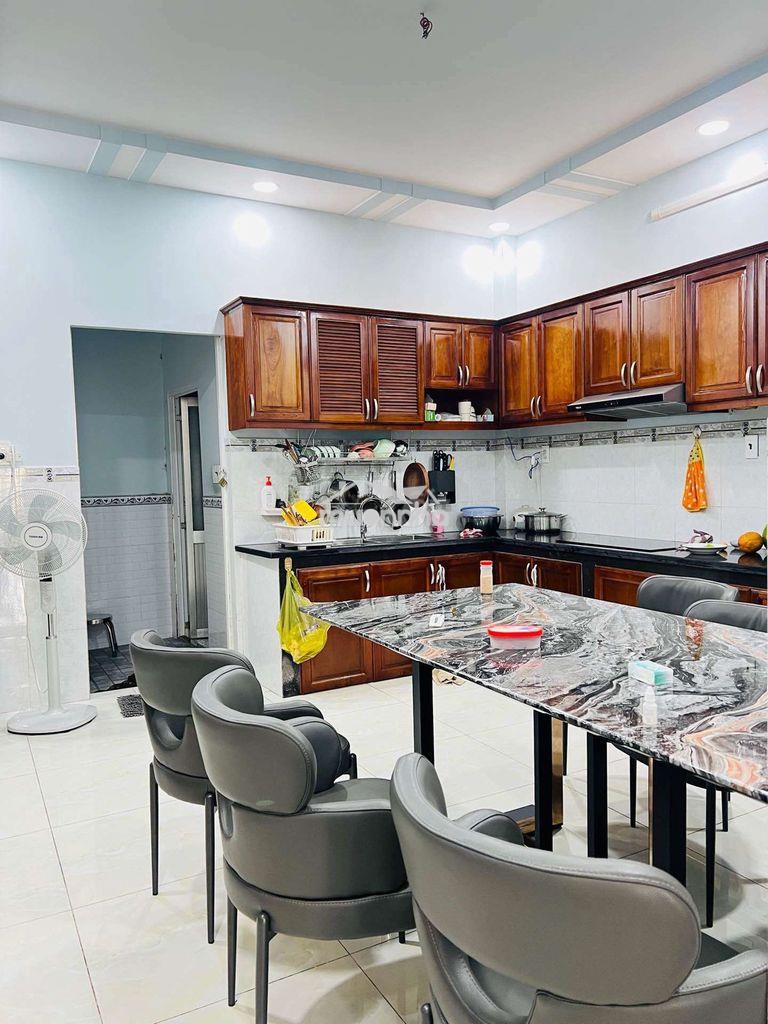135m2- 6tỷ3- hxh lê văn lương, phuốc kiển, nb- 2 tầng 3pn - 3