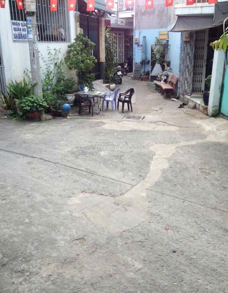 Cho thuê nhà nhỏ riêng biệt bà hom phú lâm quận 6, hẽm xe hơi tới nhà - 3