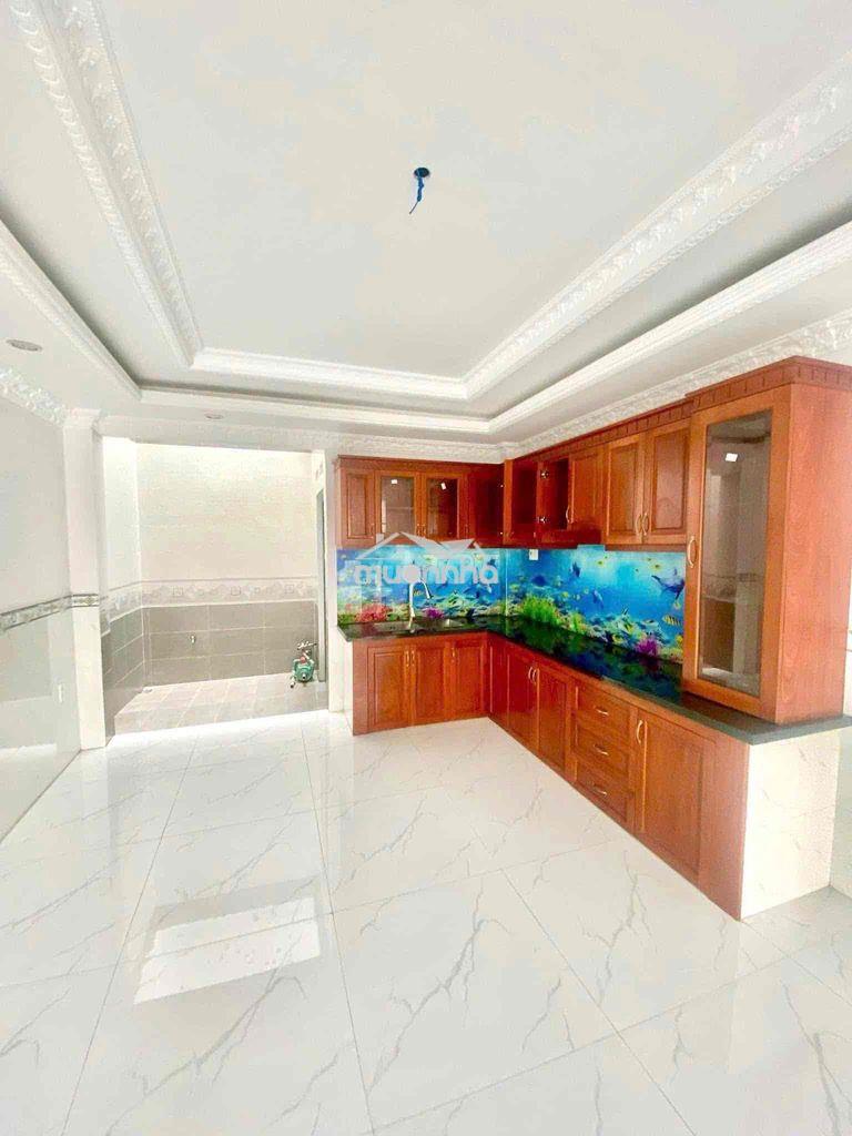 Cho thuê nhà đẹp hẻm tỉnh lộ 10 giáp tên lửa 5pn -6wc - 3