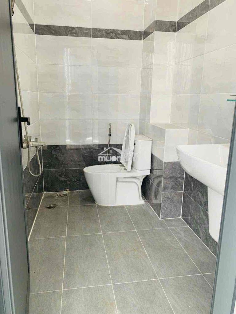 Cho thuê nhà nguyên căn đường phạm văn đồng quận bt - 3
