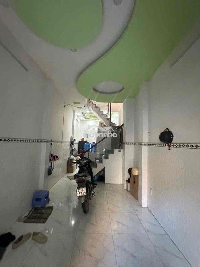 Nhà nguyên căn 4 phòng