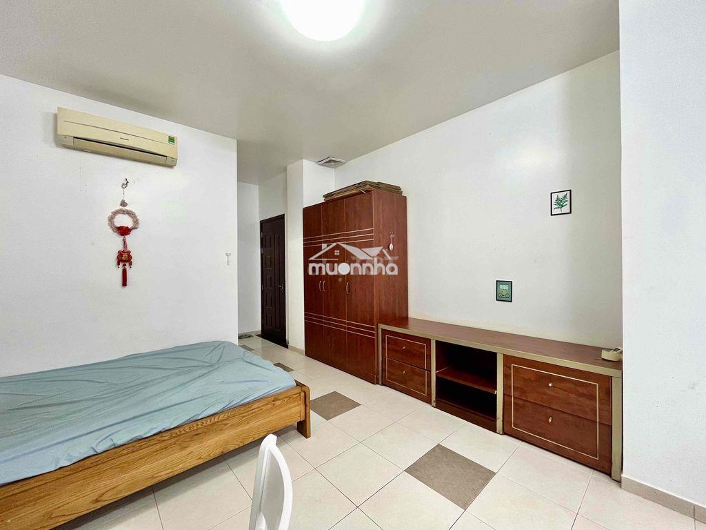 Phòng ngủ cửa sổ trời - cạnh cầu phú mỹ - 3