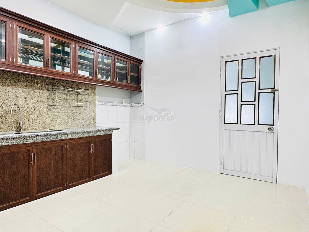 Phòng tầng trệt ở hoặc làm văn phòng - 2