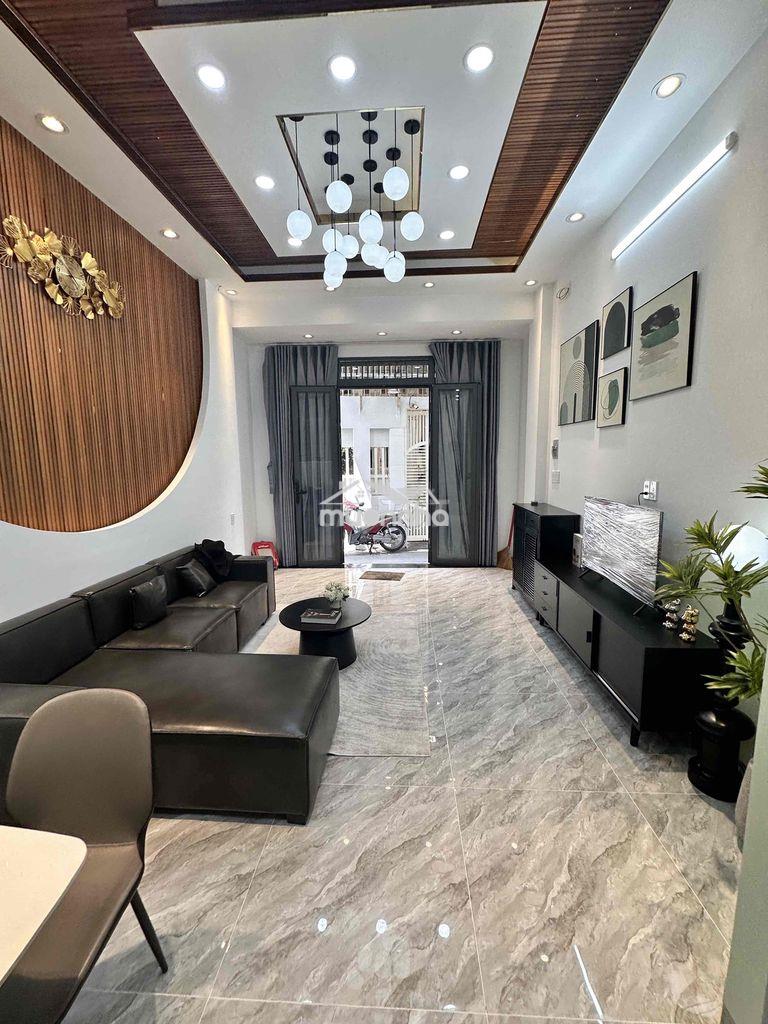 Bán nhà ngay cầu nguyễn tri phương