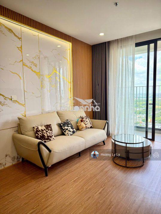 Cho thuê căn hộ 2pn view landmark 81, cc the emerald golf view - 4