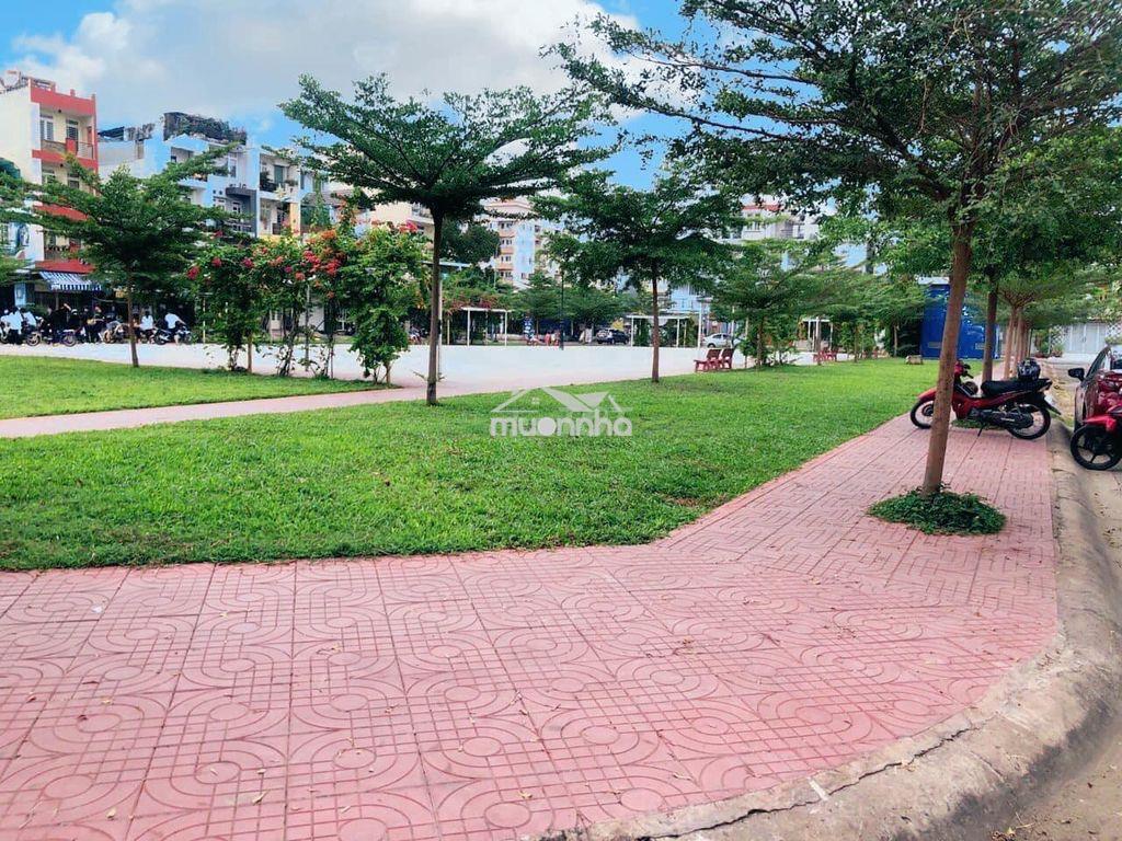 Cho thuê phòng thoáng mát sạch sẽ có cửa sổ, gần công viên - 4