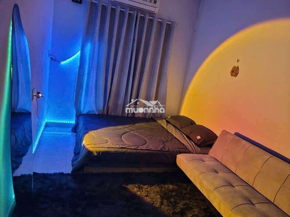 Chính chủ cho thuê nhà nguyên căn 1 trệt 2 lầu - 2