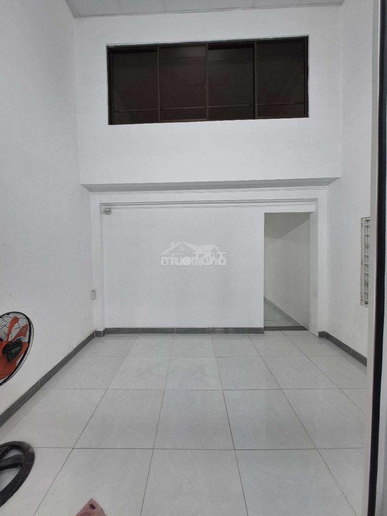 10tr 3pn y hình hẻm xe tải nguyễn hữu tiến  - 2