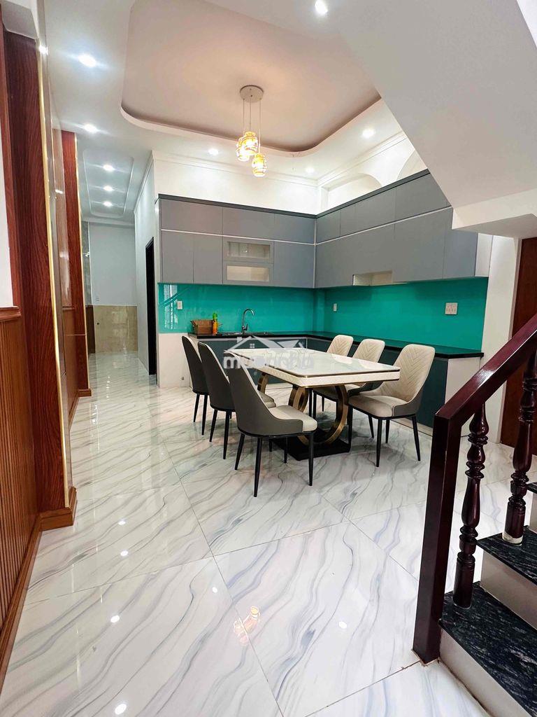 Chính chủ cần bán nhà - 1 trệt 1 lầu - gần làng đhqg - 4