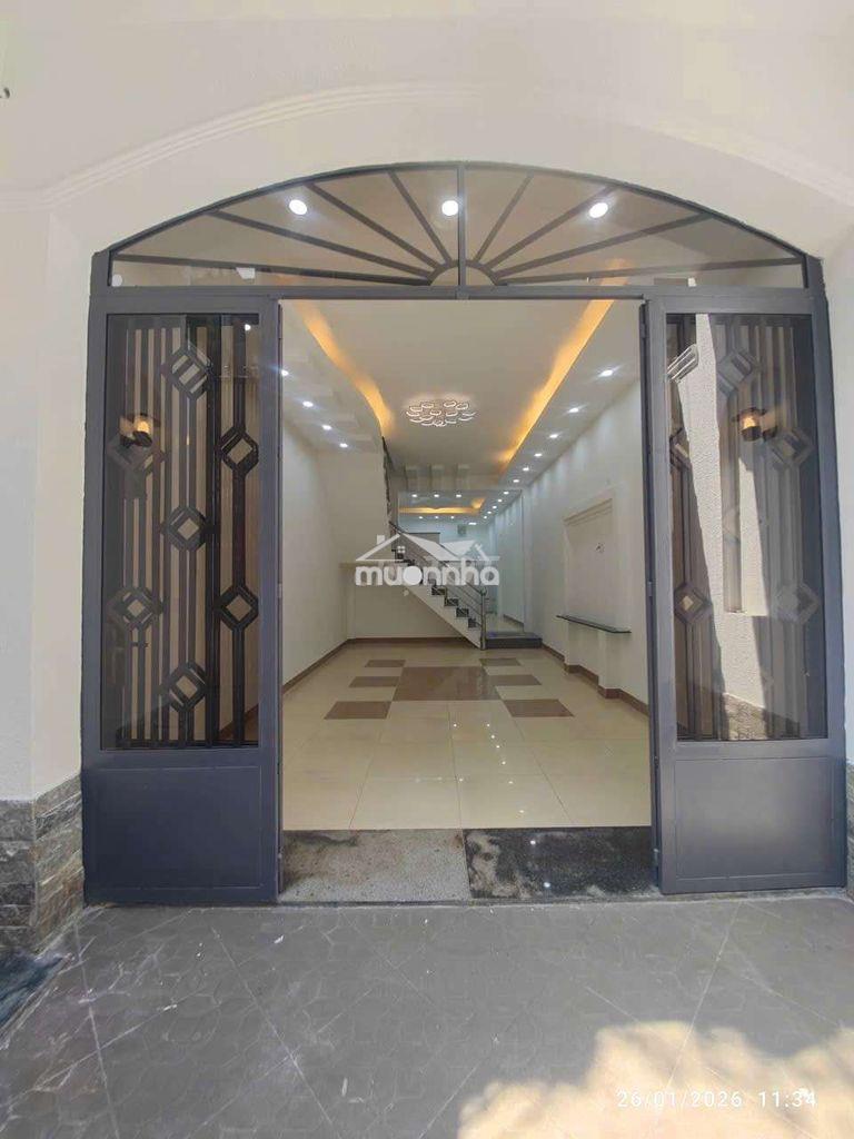 68m2 đất. âu dương lân nhà nở hậu. vài bước ra hxh