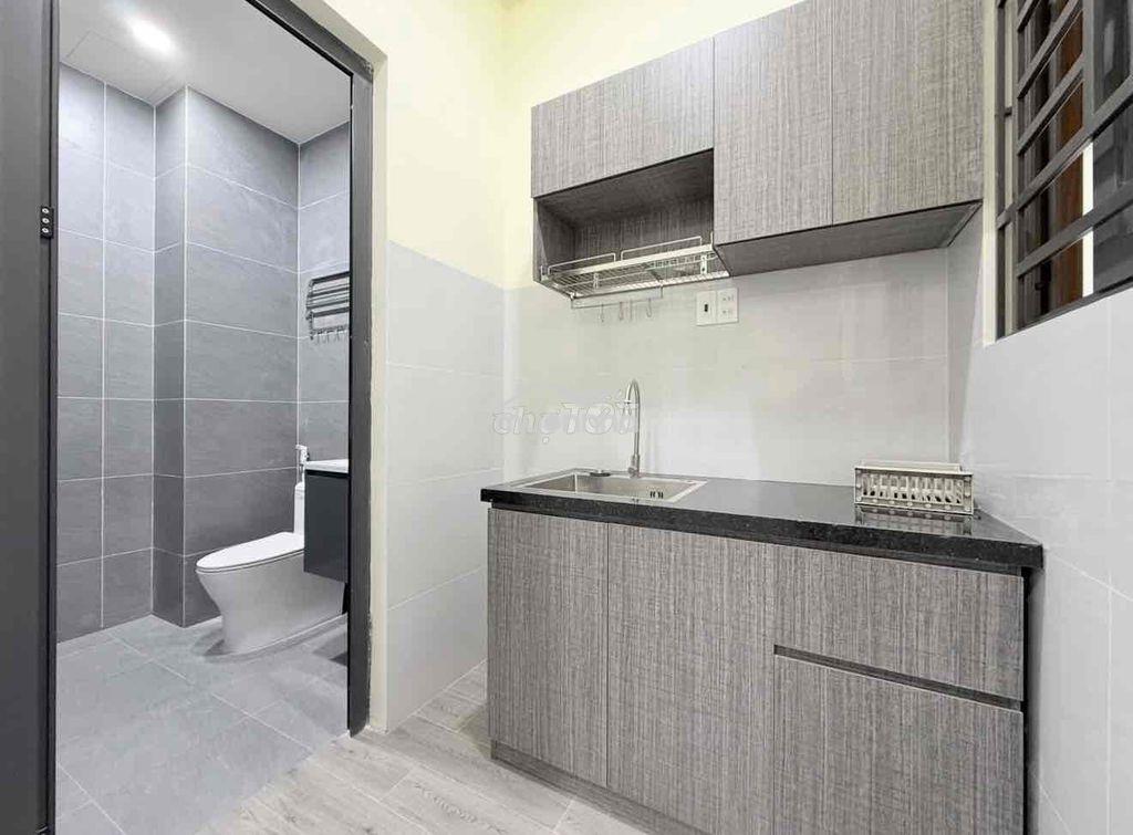 Studio full nt 4xxx ngay mũi tàu trường chinh- kcn tân bình - 4
