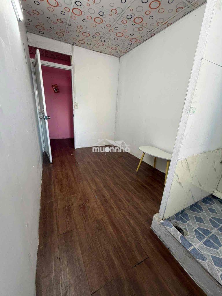 Phòng tầng 2 - cửa sổ trời thoáng mát -tolet riêng - giờ giấc tự do - - 2