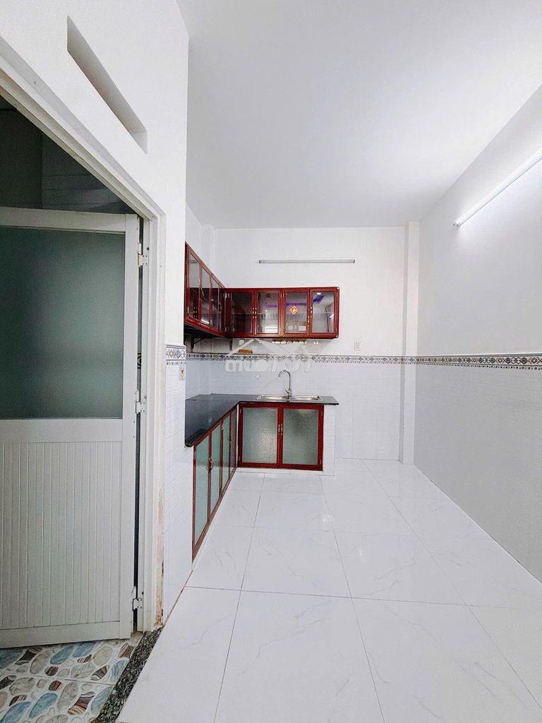 3 tầng – 4pn – hẻm 1 trục đoàn văn bơ – 4,74 tỉ. - 2