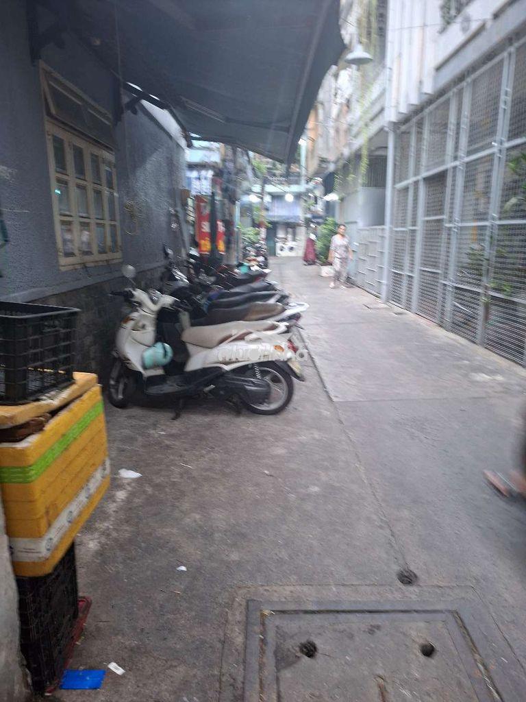 Nhà thuê nguyên căn 1 trệt 1 lầu 1pn , 1wc , - 2