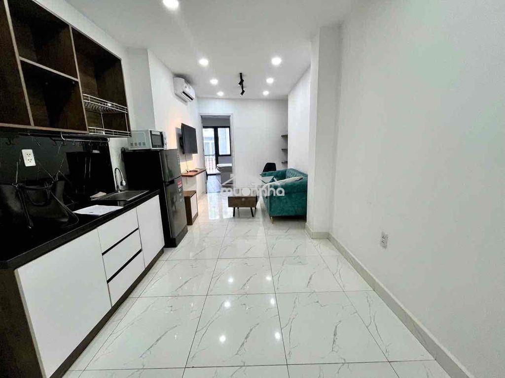 Căn hộ dịch vụ ban công- gần trung tâm quận 1 - 3