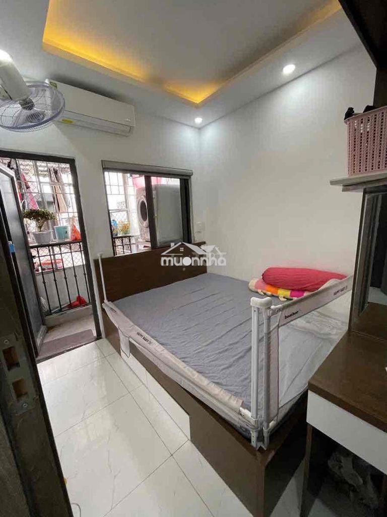 Dưới 3 tỷ có căn tt gần phố khâm thiên-nt đẹp-sổ hồng-52m;2ngủ - 4