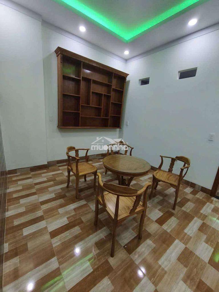 Nhà 3 tấm gần quốc lộ 1k giá 12 triệu
