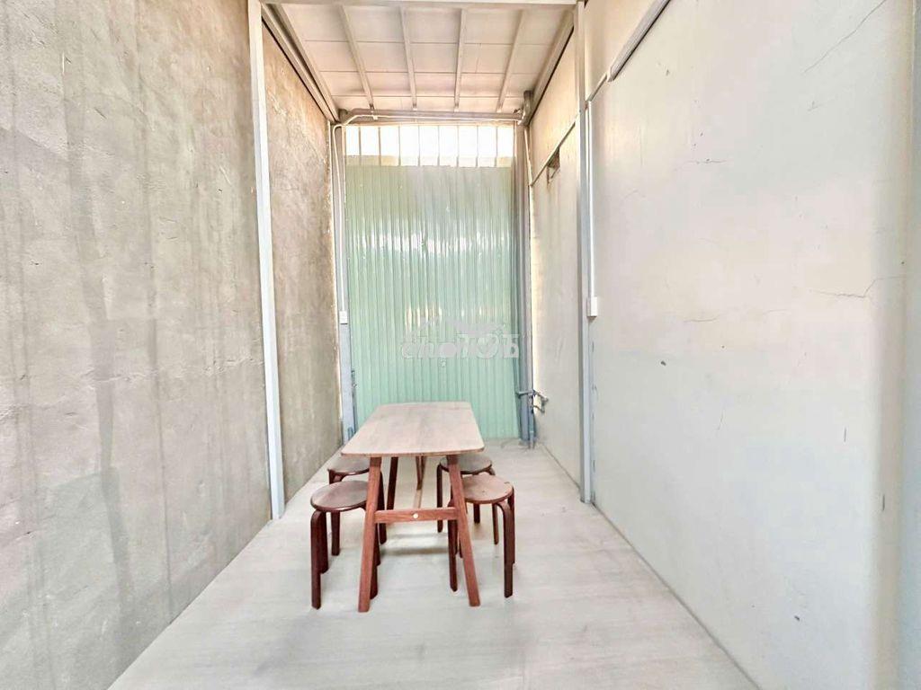 Căn hộ ban công đủ nội thất 30m2 sát cầu vượt hương lộ 2 bv bình tân - 4
