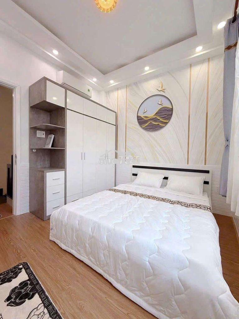 Nhà full nội thất_ 4 tầng_ 5 phòng_ sân thượng - 2