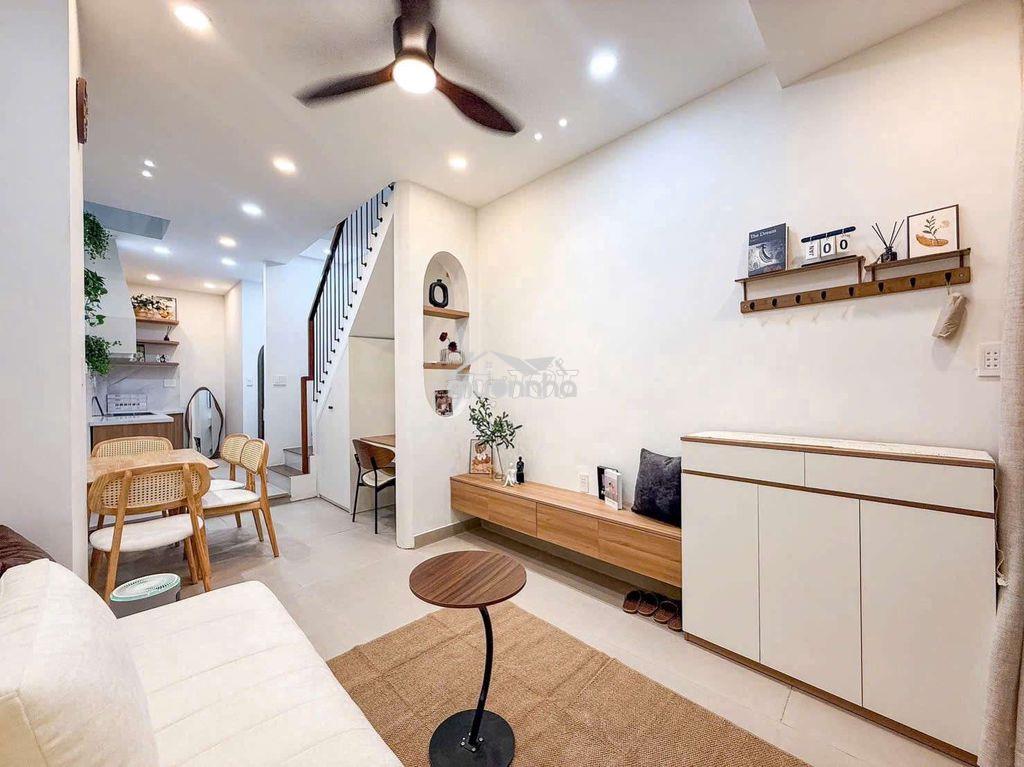 Nhà 3 tầng đầy đủ nội thất sát mặt tiền đường phan văn trị p7 q5  - 2