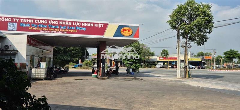 Sang tiệm rửa xe ngay phạm ngọc thạch khách mối ổn định
