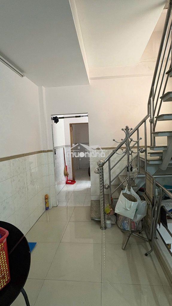 Nhà quận 5 giá tốt 6,6t , hẻm chợ xã tây, gần trường đhyd, 4 pn - 4