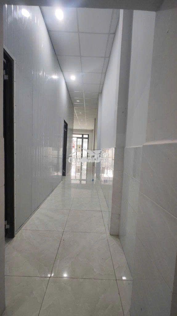 Nhà cấp 4 mới dt 4 x24m hẻm đht 11 giá 7tr/tháng - 3