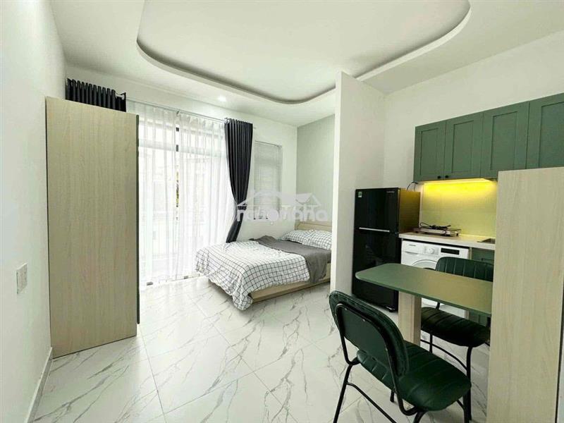 Studio ban công full nội thất ngay lê hồng phong