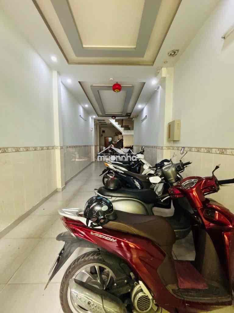 Bán căn hộ dịch vụ 16 p. quận 8. dt: 82m2. nhỉnh 12 tỷ - 2