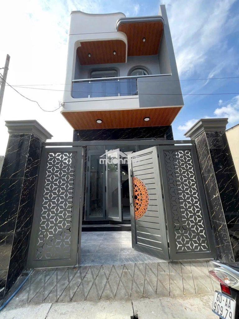 Nhà mới xây gần chợ đồn, làm việc trực tiếp chủ.