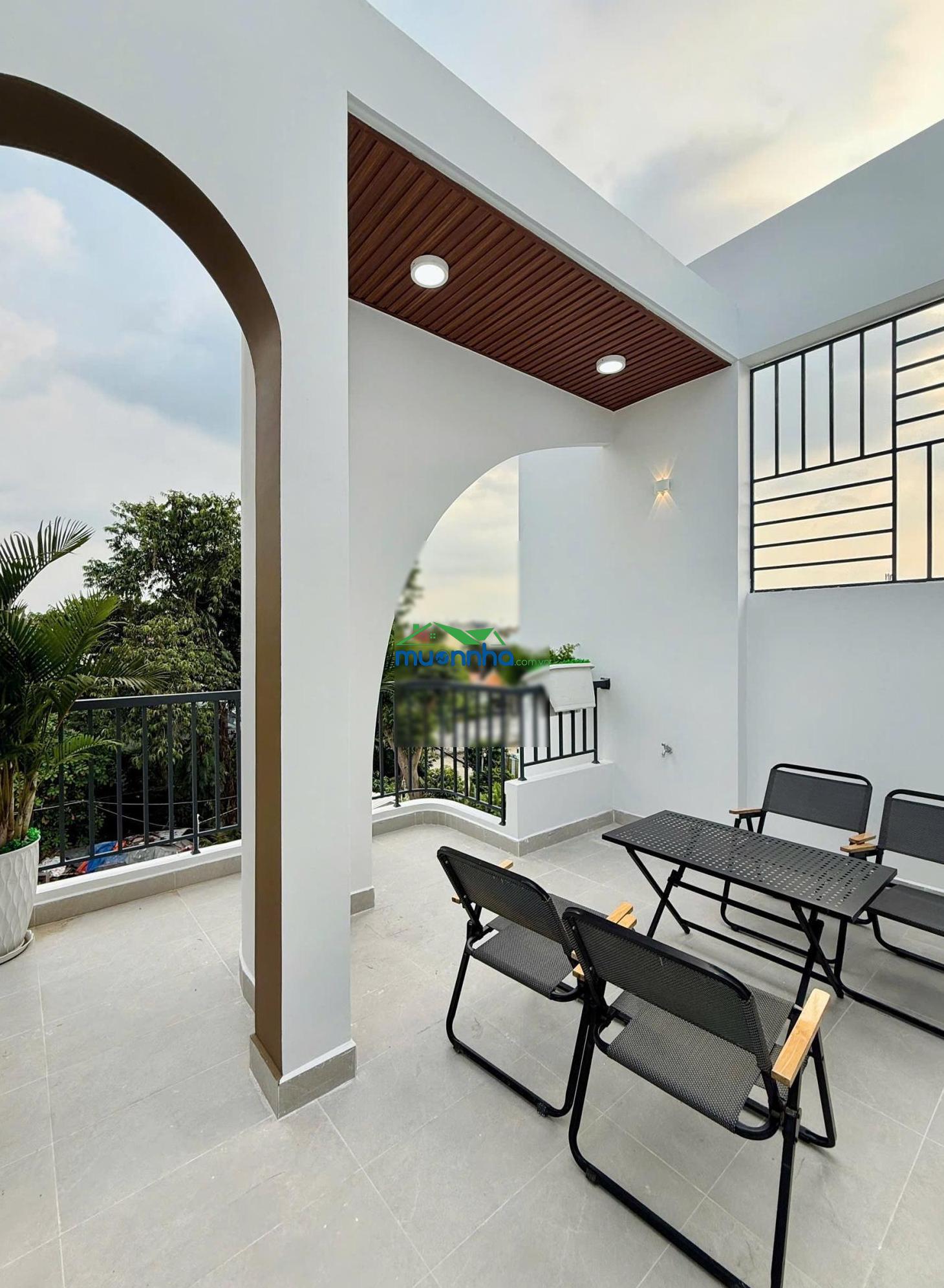 Giá siêu tốt. nhà xây mới 2 lầu dt khủng. 4.3m x 25m. hẻm xe hơi 6m. sát mt hà huy giáp - ngã tư ga - 3