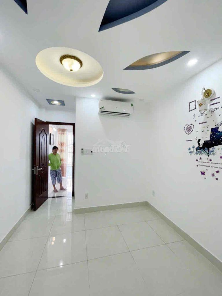 Nhà nguyên căn. 3pn.4wc. hình thật 100% - 3