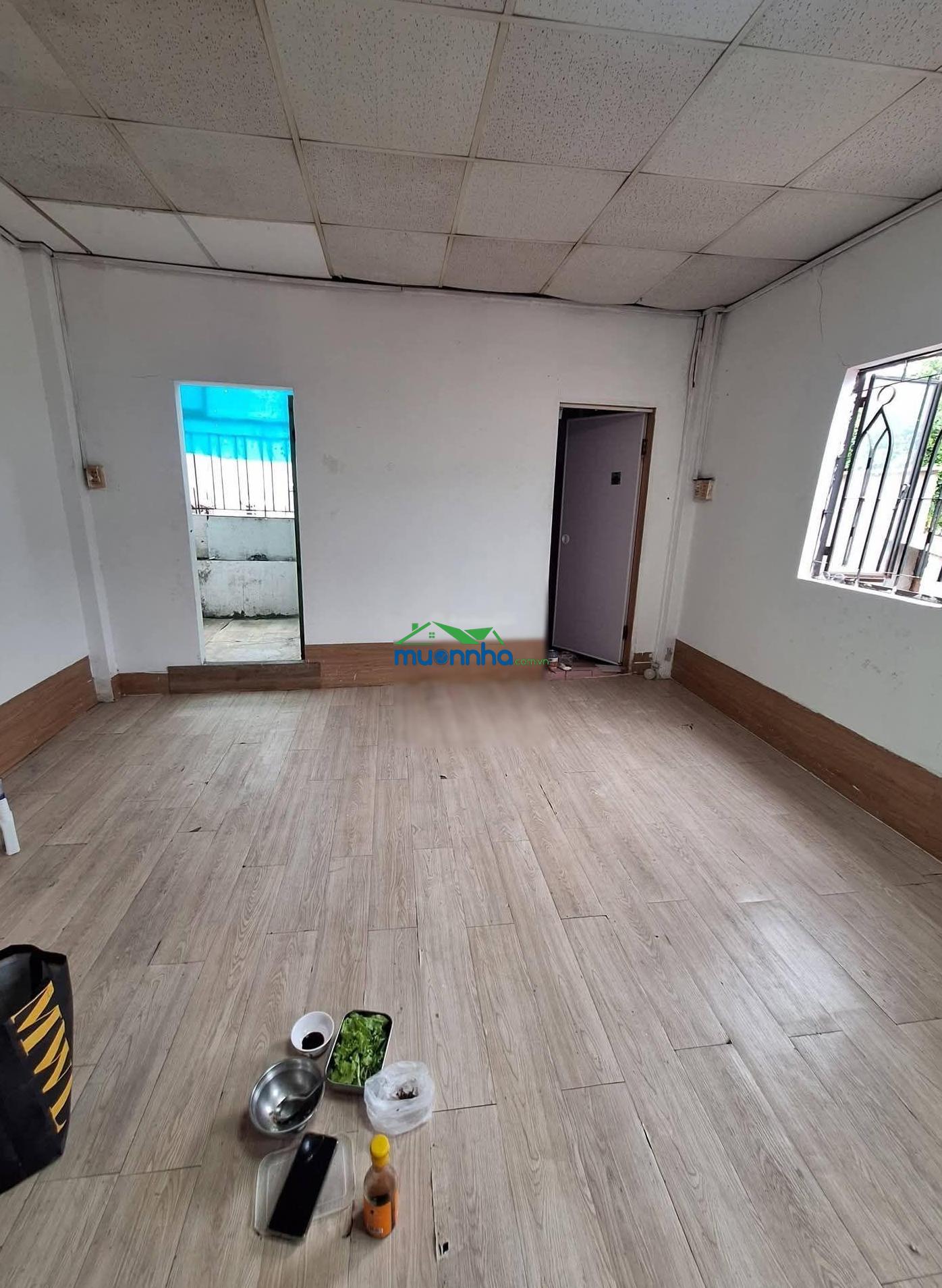 Bán nhà mặt tiền hẻm xe hơi bùi văn ba, tân thuận, quận 7. dt 48m2. giá: 4.5 tỷ