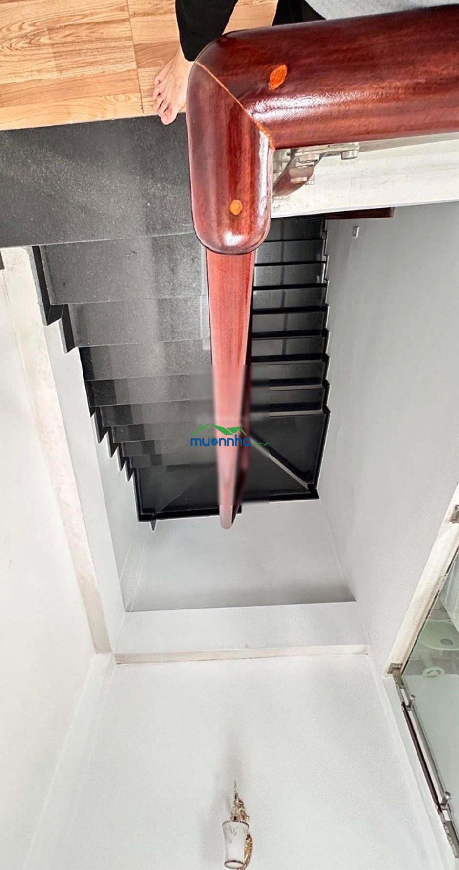 Giảm 500 triệu-gần emart-phan huy ích-pham văn bạch- 4 tầng- 7.7m x 10m -dtsxd 170m- 7.3 ty. - 3