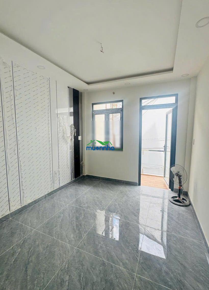 Chính chủ gửi bán gấp nhà đẹp hẻm 118 vĩnh hội, vị trí cực hiếm hẻm 3m, dt: 3,4x13m, giá 4,75 tỷ