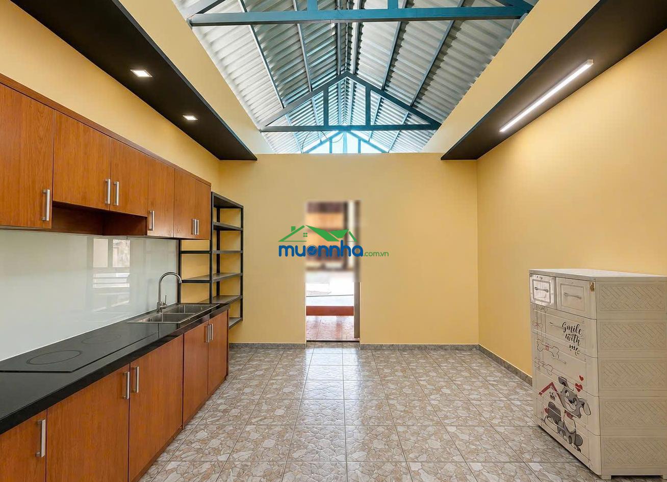 Cần bán gấp nhà hẻm 3m nguyên hồng, p.11, bình thạnh. dt: 4.2x14.5m vuông vức. trệt, 3 lầu mới đẹp