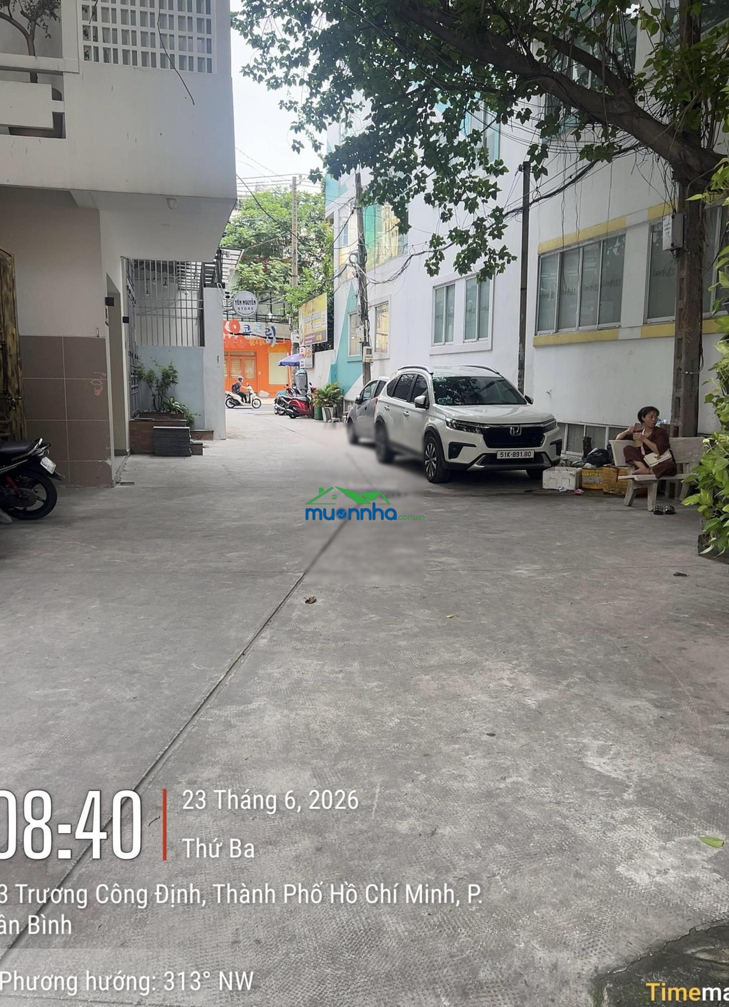 Chủ giảm sốc 1.5 tỷ, giá chào mới 8.8 tỷ còn tl. bán đất tặng luôn căn nhà 3 tầng cạnh mặt tiền hx