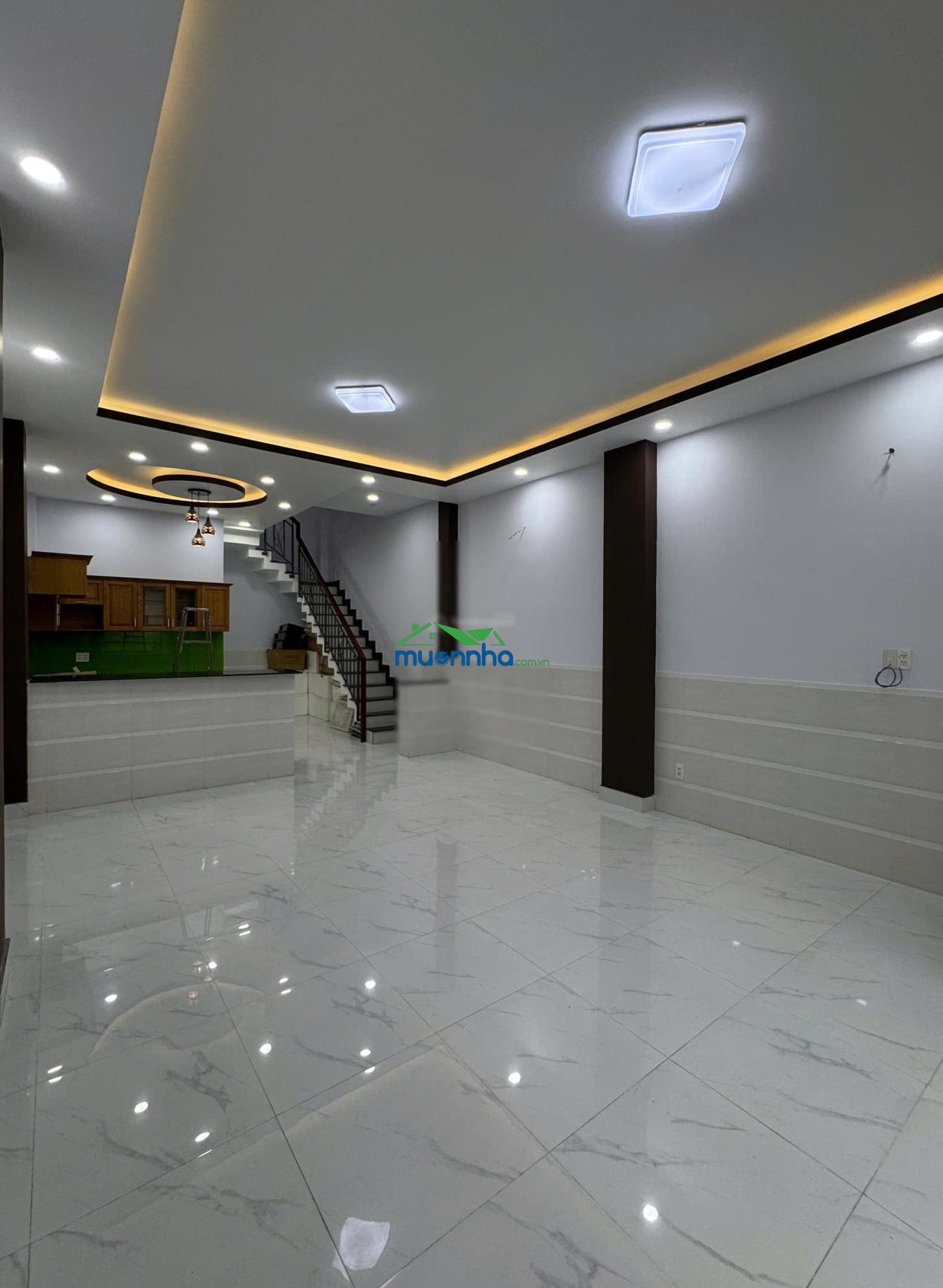 Hẻm xe hơi - ngay âu cơ - 4 tầng, hoàn công đủ - nhà mới ở ngay - phù hợp gia đình đông thành viên - 3