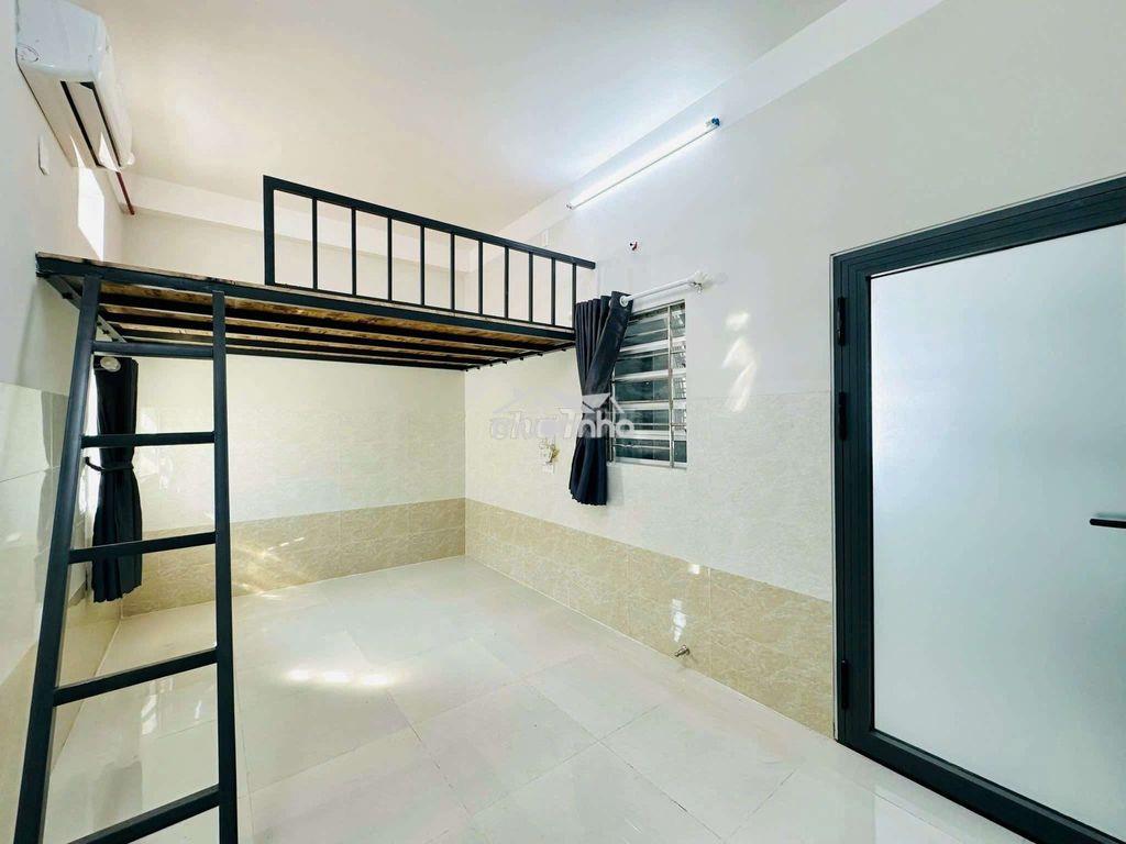 Cho thuê phòng có gác - máy lạnh - cửa sổ thoáng ngay cvpm quang trung - 2