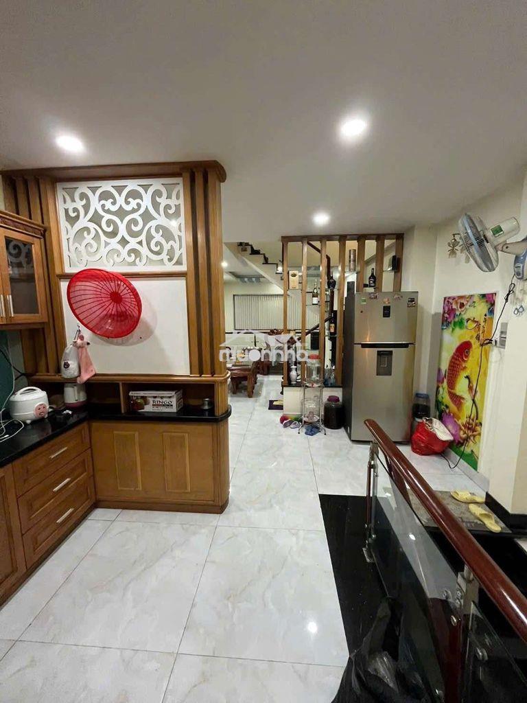 Full nội thất - xe hơi vào nhà giáp kcn tân bình 4pn-4wc