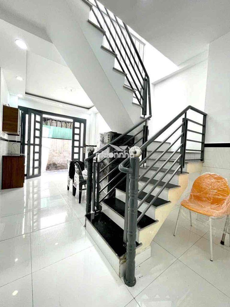 Cho thuê nhà full nội thất – trung tâm quận 5 📍 địa chỉ: 226/ nguyễn - 4