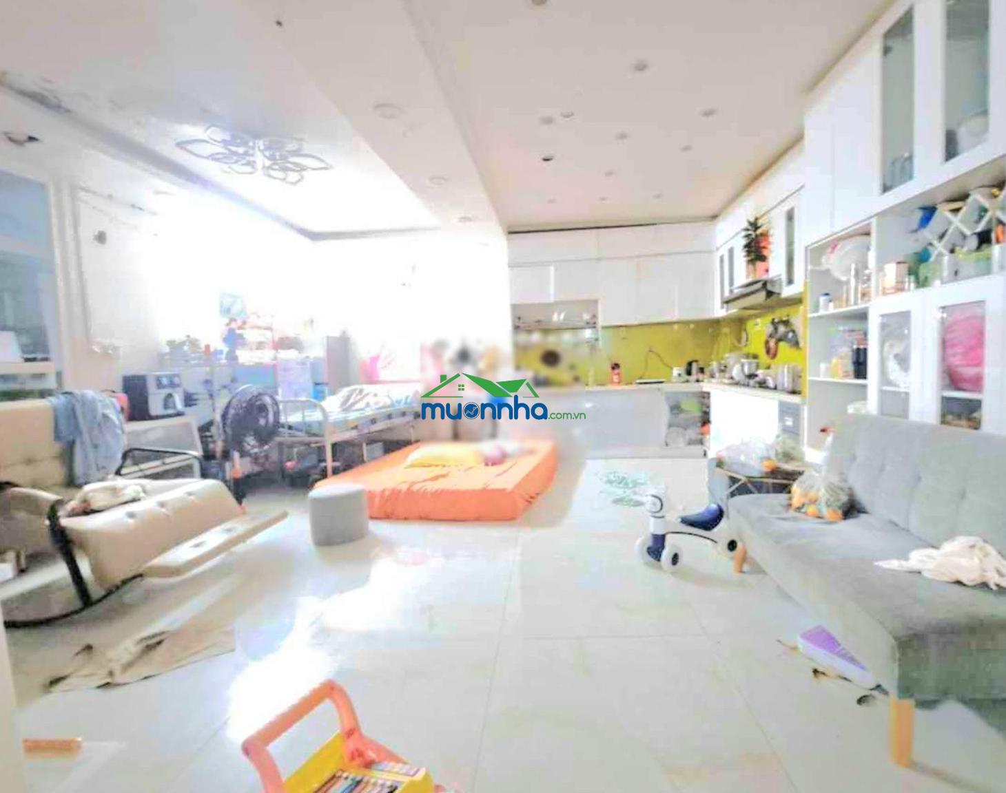 Bán gấp nhà ~100m2 ngang hơn 4m nở hậu ở trương đình hội, 5pn, 10m ra hẻm xe hơi, nhỉnh 5 tỷ - 3
