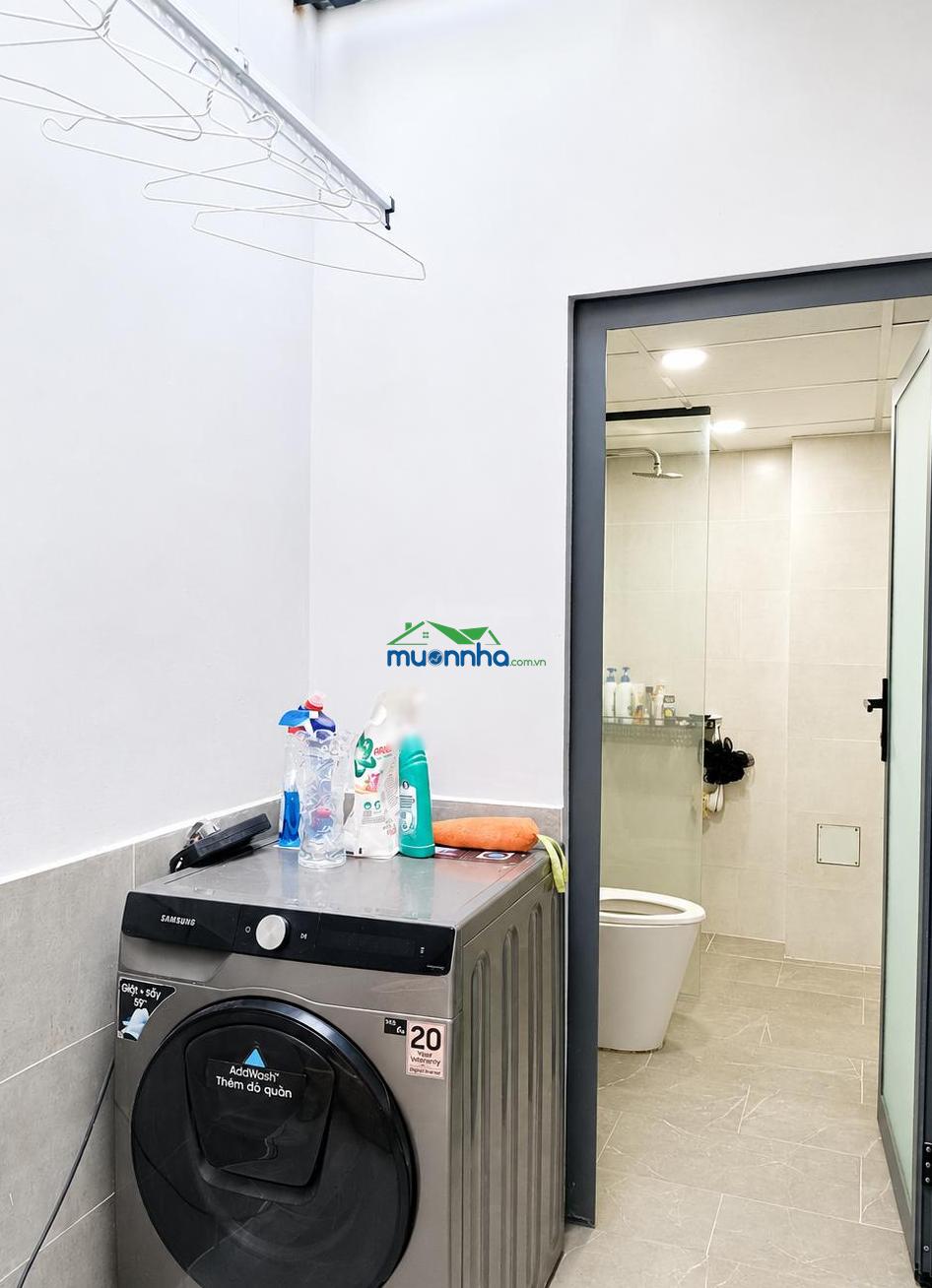Nhà đẹp 64m2 có phòng dưới trệt 5 tỷ, shr không qh, p6 q8 - 2