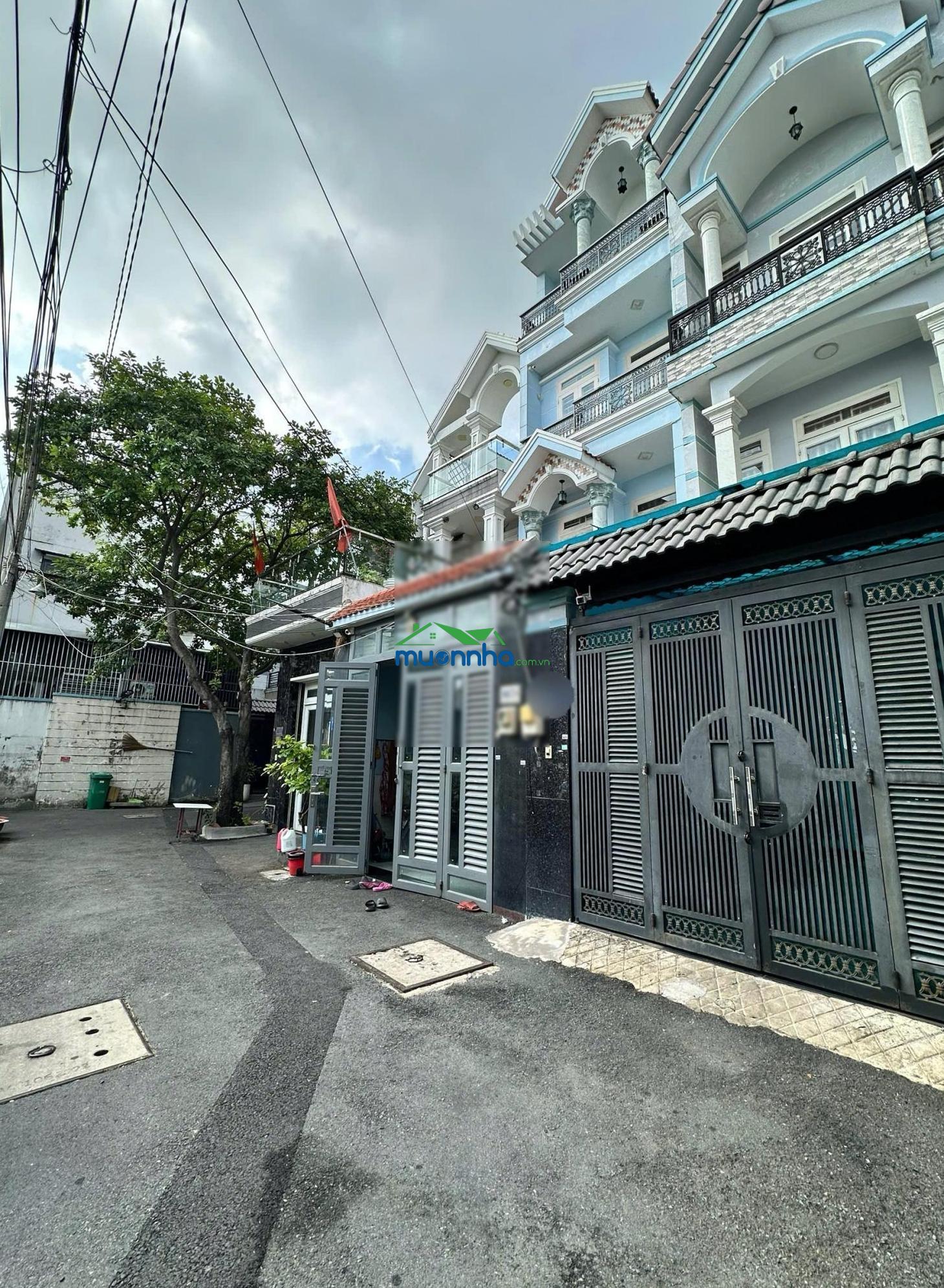 Bán nhà nguyễn duy cung 60m2 vuông vức, nhà xây ở chắc chắn, sát mặt tiền, khu nhà sạch sẽ, an ninh