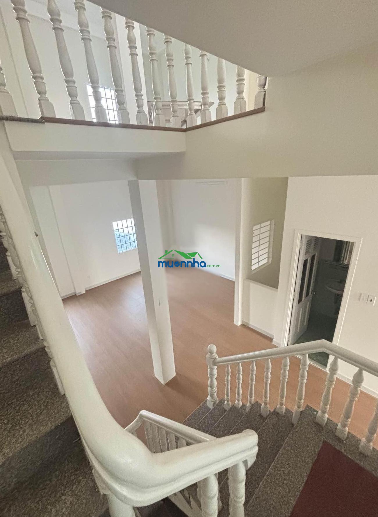Bán nhà 354/ phan văn trị - hẻm nhựa có lề - 90m² ngang lớn 6m - 4 tầng btct - sổ vuông a4
